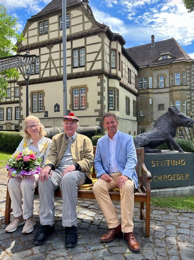 Besuch des Landrats Herrn Michael Stickeln am 13.07.2022 im Wasserschloss St. Hubertus - Heerse